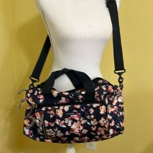 Vera Bradley, travel tote bag